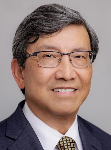 Professor's JS Chen Headshot